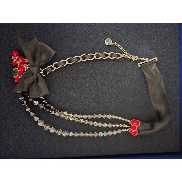 Swarovski Hello Kitty Necklace with Bow - Picture 1 of 5